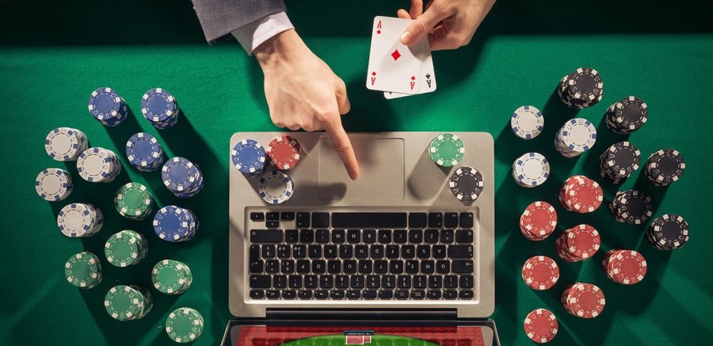 Chiến lược, mẹo và thủ thuật chơi Poker 8xbet